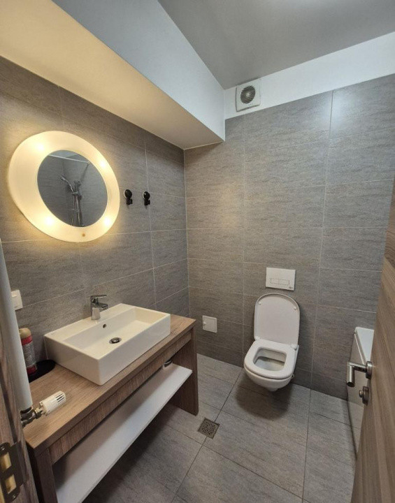 Apartament 2 camere de inchiriat MetroCity Academiei cu parcare