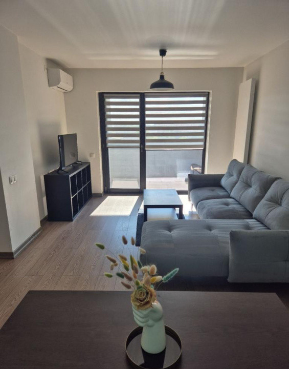 Apartament 2 camere de inchiriat MetroCity Academiei cu parcare