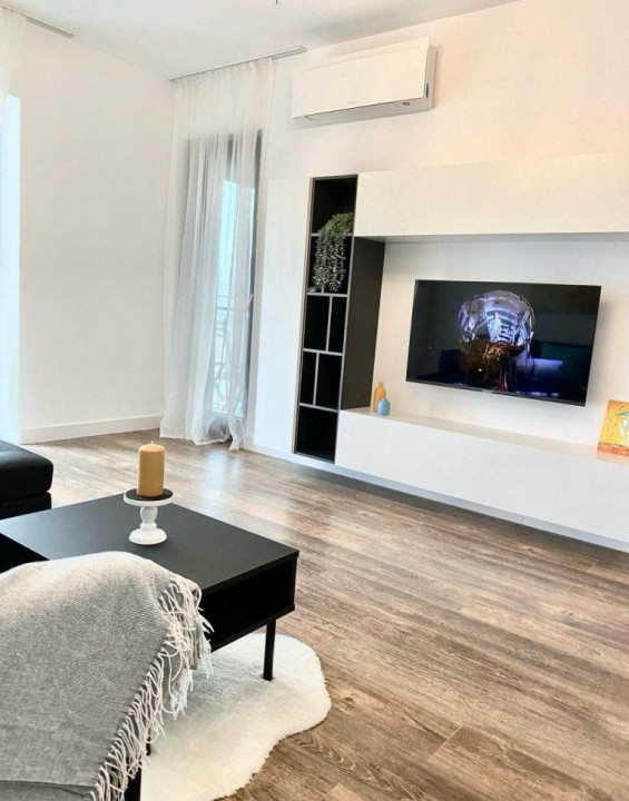 Apartament de 3 camere de inchiriat complex Parcului 20 bd. Expozitiei