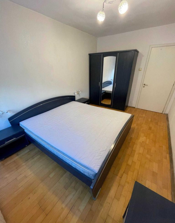 Apartament 3 camere de inchiriat Stefan cel Mare, 3 min de metrou