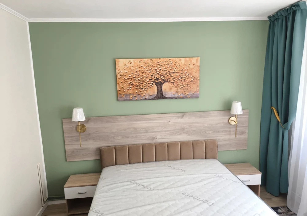 Apartament 3 camere de inchiriat Aviatiei, renovat, centrala termica