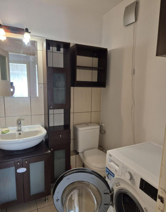 Apartament 2 camere de inchiriat bd. Mihalache - Turda cu parcare