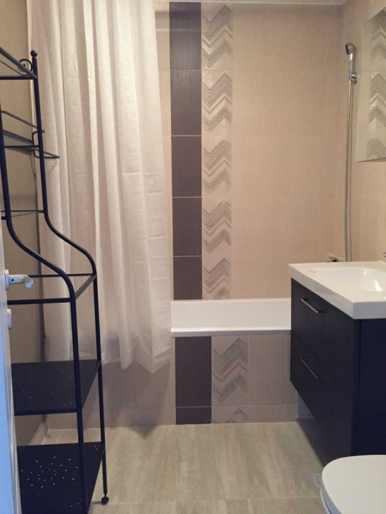 Apartament 3 camere de inchiriat Aviatiei, 5 minute de metrou, 2 bai