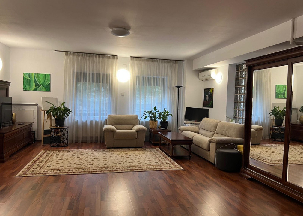 Apartament 2 camere spatios, Stefan cel Mare, Central Park cu parcare