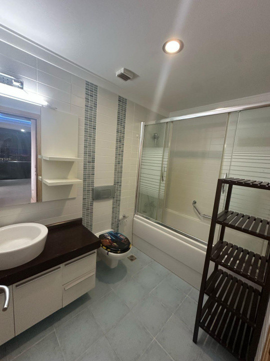 Apartament 2 camere de inchiriat Emerald Residence cu parcare si boxa