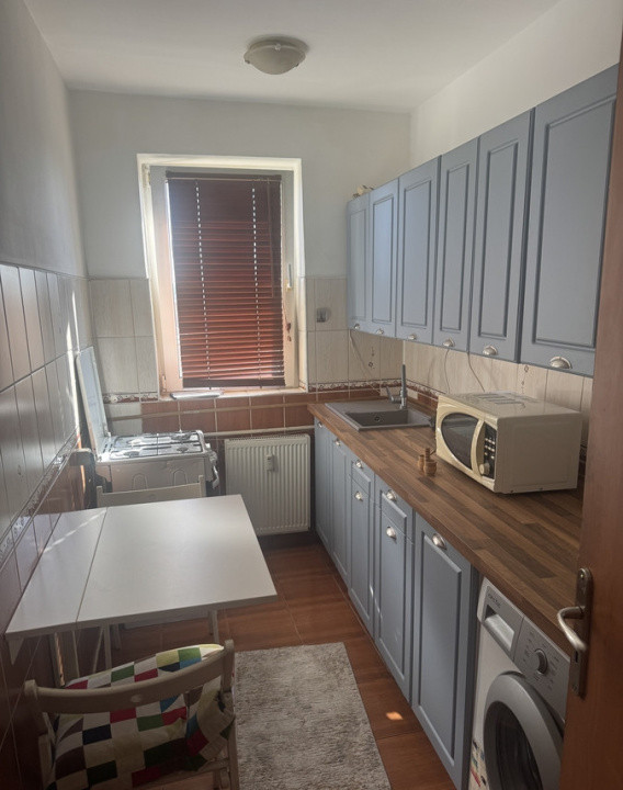 Apartament 2 camere,P-ta Victoriei, B-dul Iancu de Hunedoara + parcare