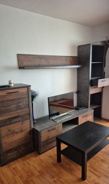 Apartament 2 camere,P-ta Victoriei, B-dul Iancu de Hunedoara + parcare