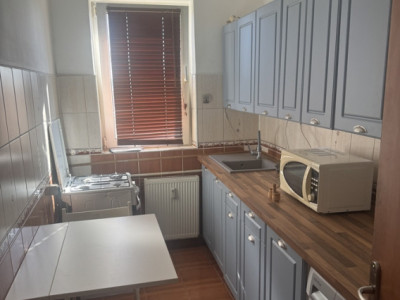 Apartament 2 camere,P-ta Victoriei, B-dul Iancu de Hunedoara + parcare