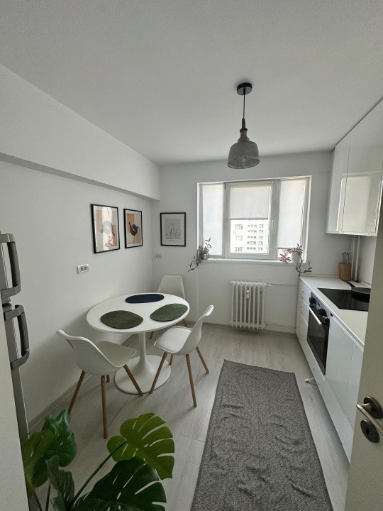 Apartament 3 camere renovat lux, Obor langa metrou cu parcare