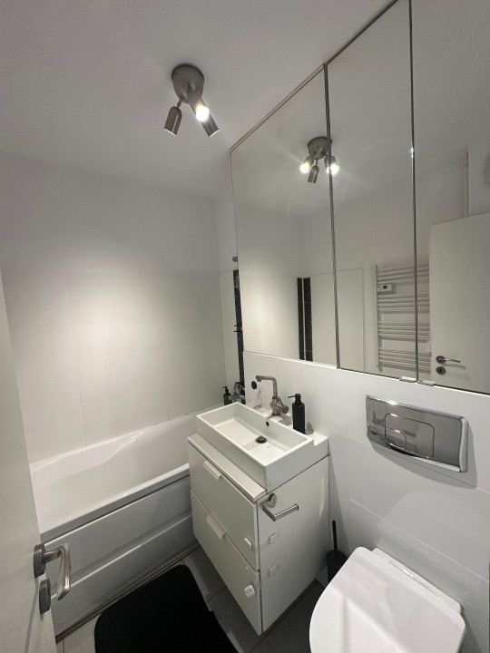 Apartament 3 camere renovat lux, Obor langa metrou cu parcare