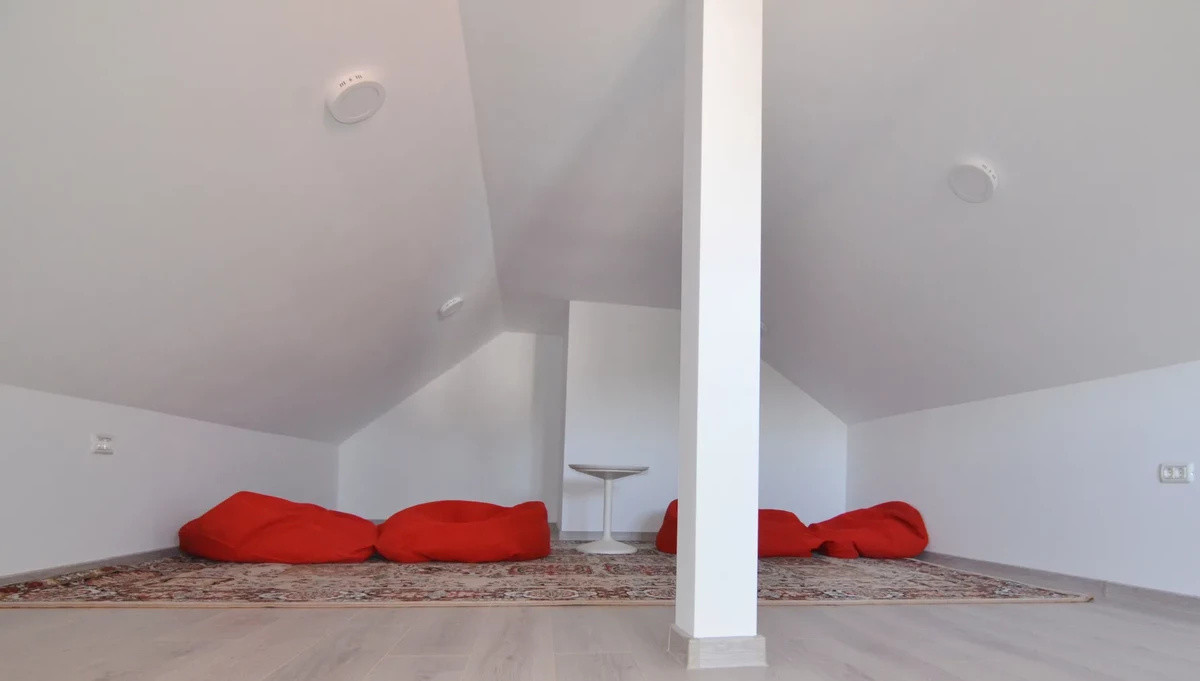 Casa de inchiriat in Complexul Henri Coanda, str. Mircea Veroiu