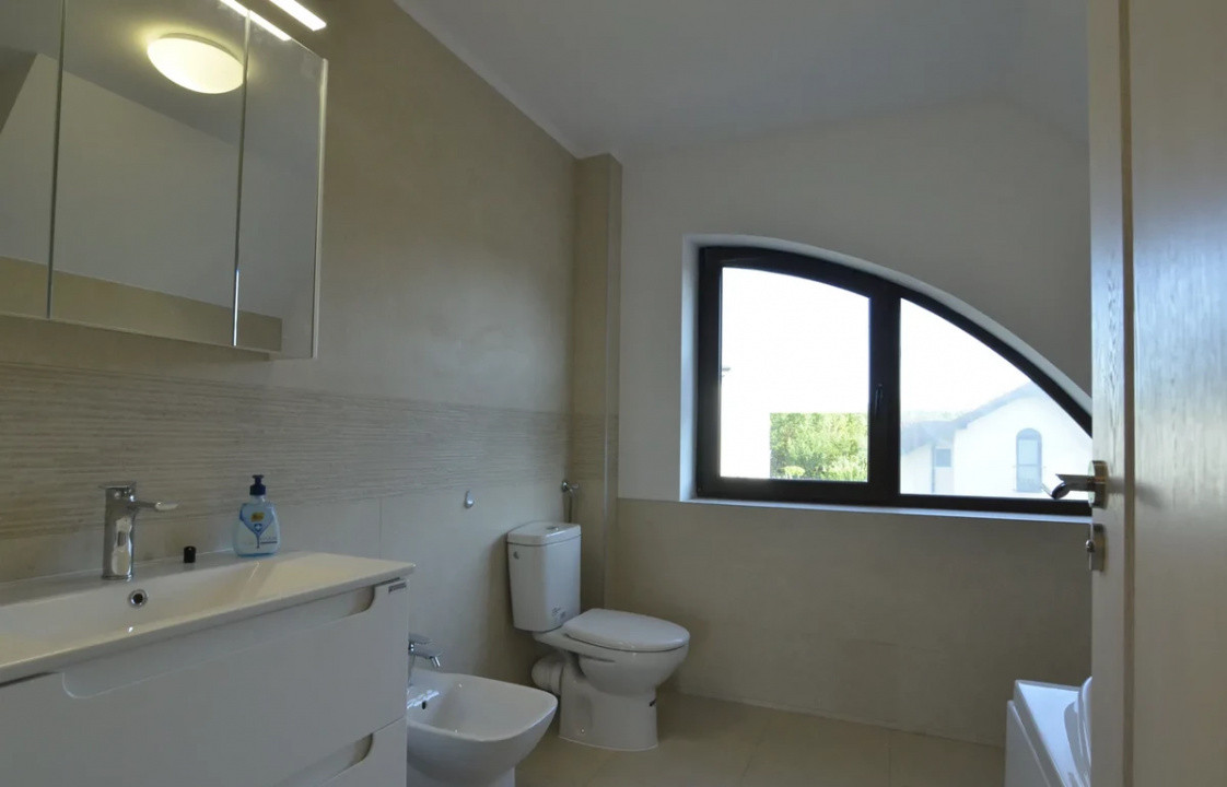 Casa de inchiriat in Complexul Henri Coanda, str. Mircea Veroiu