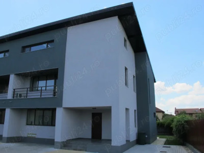 Vila de inchiriat Pipera Porsche Romania in spate la Cortina North