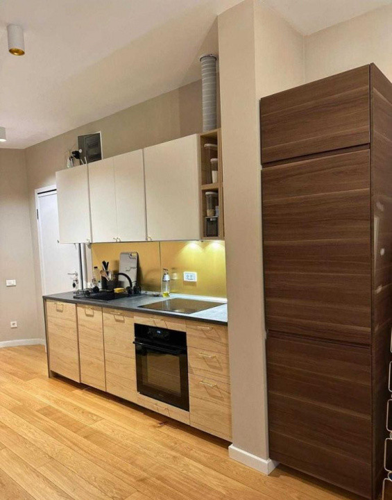 Apartament 2 camere de inchiriat Piata Victoriei, bloc nou