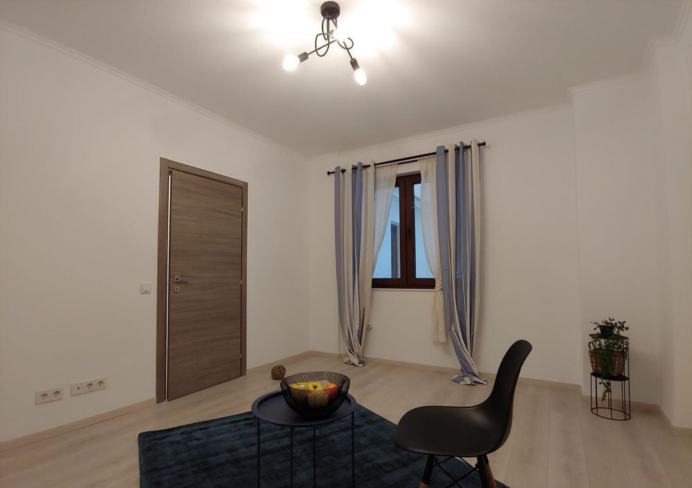 Apartament 3 camere SoHo Unirii  + loc parcare cu statie electrica