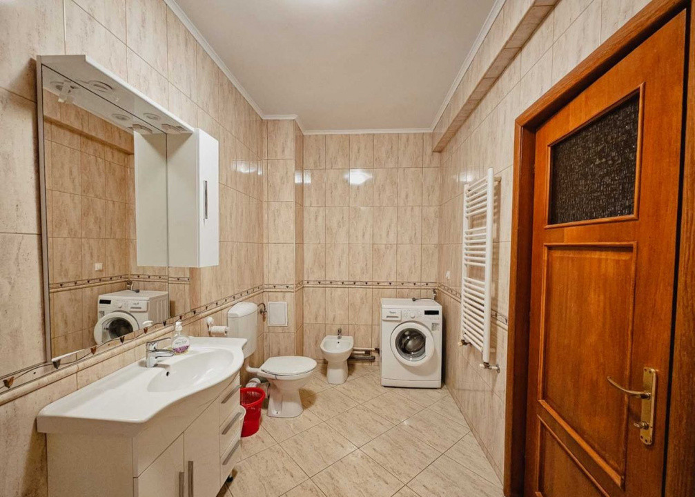 Apartament 3 camere de inchiriat Calea Grivitei bloc nou cu centrala