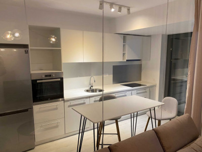 Apartament 2 camere Cloud 9, Aviatiei, cu parcare