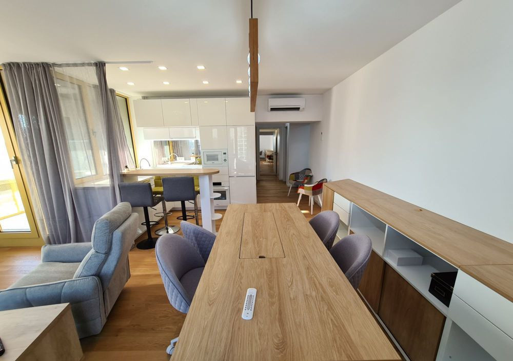 Apartament 3 camere de inchiriat Aviatiei Park cu parcare