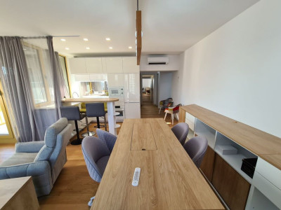 Apartament 3 camere de inchiriat Aviatiei Park cu parcare