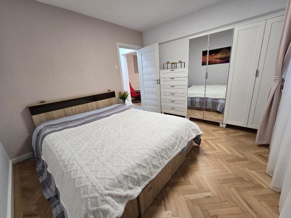 Apartament 2 camere Stefan cel Mare | renovat | prima chirie |