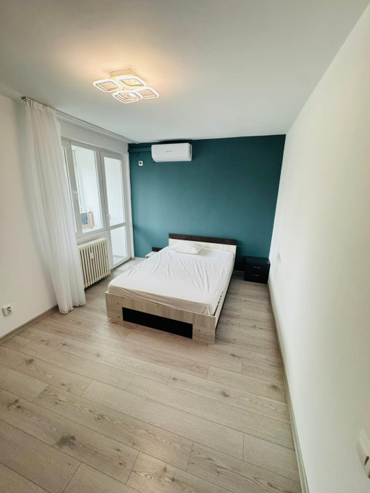 Apartament 3 camere | Stefan cel Mare | 2 balcoane | renovat | boiler