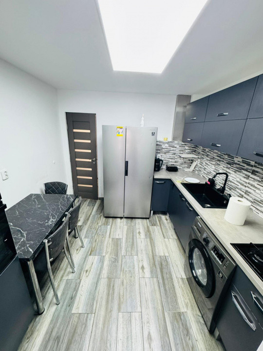 Apartament 3 camere | Stefan cel Mare | 2 balcoane | renovat | boiler