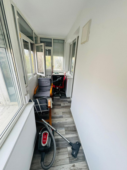 Apartament 3 camere | Stefan cel Mare | 2 balcoane | renovat | boiler