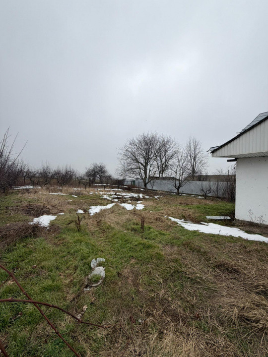 Casa de vanzare | Sascut | ultracentral | langa stadion | 1000 m teren