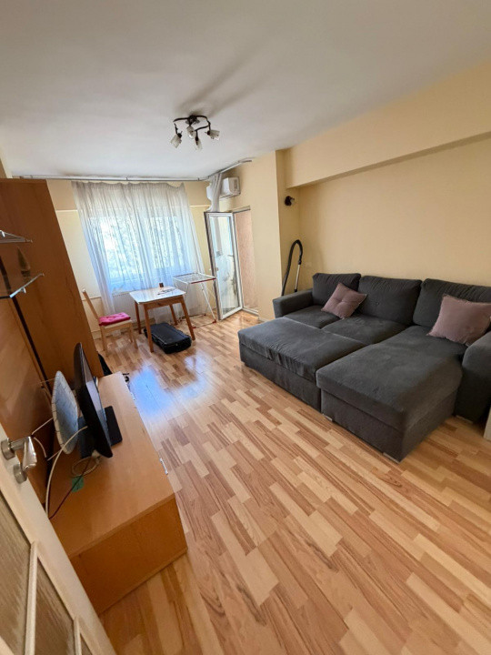 Apartament 3 camere  | Aviatiei | renovat | 5 min metrou Aurel Vlaicu
