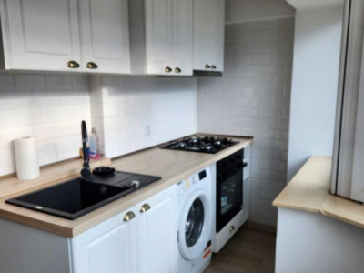 Garsoniera ultracentrala Bd. Unirii 64 |  P-ta Alba Iulia | 48 mp |