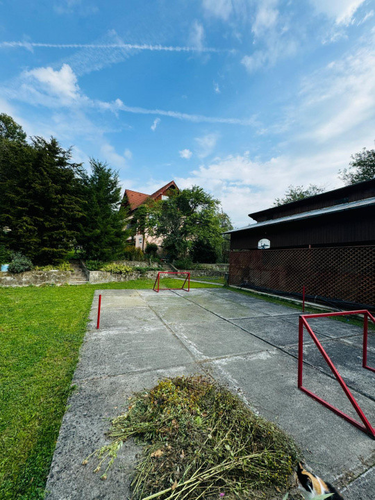 Casa (vila) de vanzare com. Varfuri jud. Dambovita