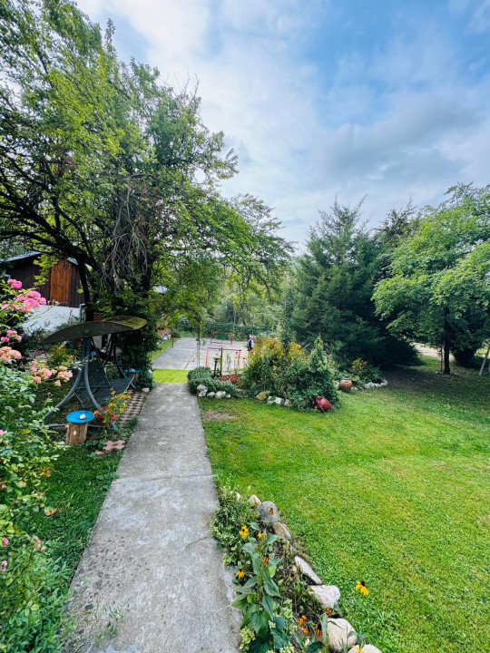 Casa (vila) de vanzare com. Varfuri jud. Dambovita