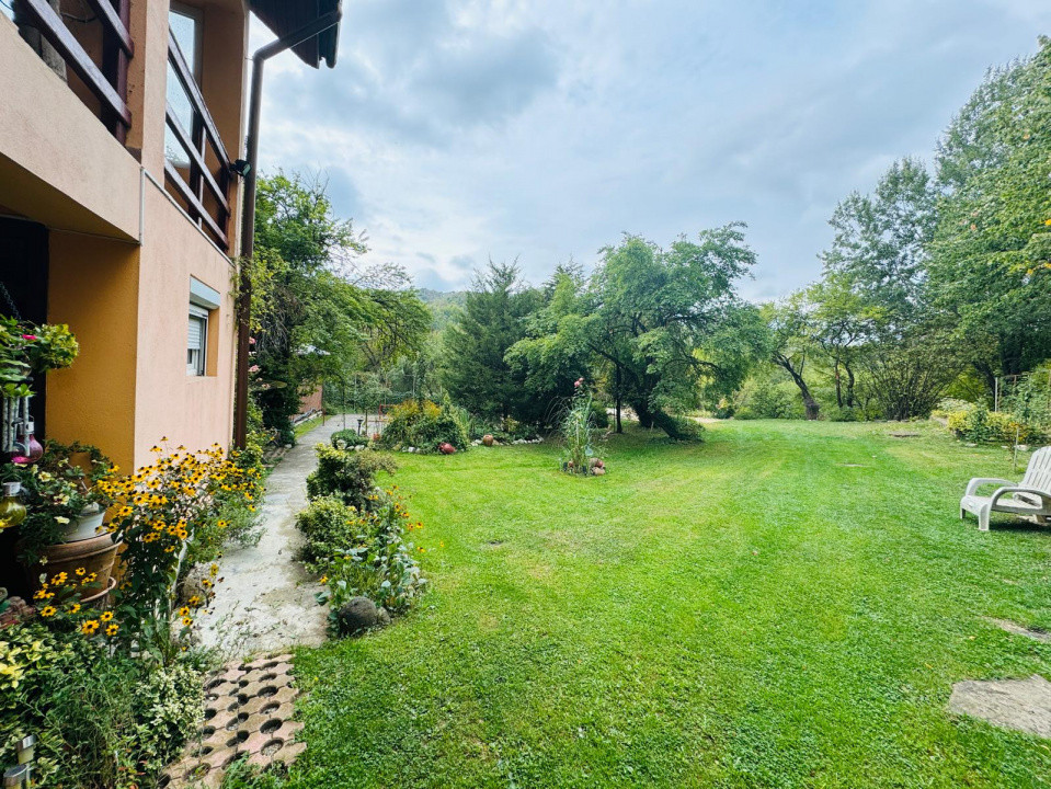 Casa (vila) de vanzare com. Varfuri jud. Dambovita