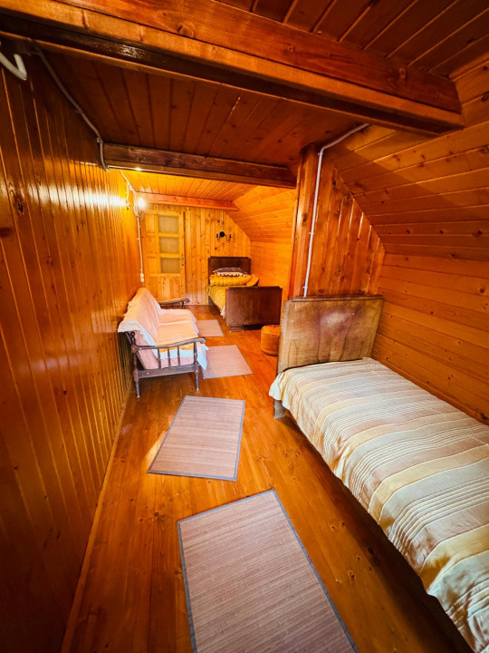 Casa (vila) de vanzare com. Varfuri jud. Dambovita