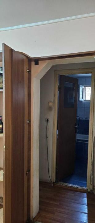 Apartament 2 camere | Crangasi | bloc anvelopat din 82 | parter |