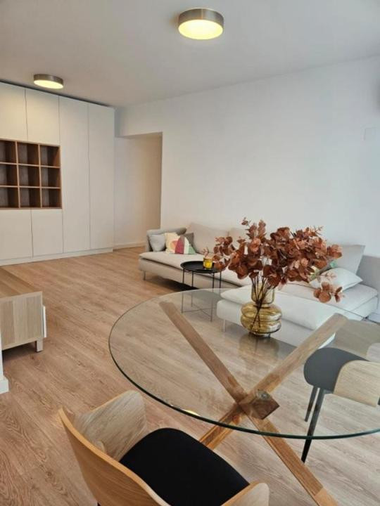 Apartament 3 camere Prima Vista | Aviatiei | 2 parcari | lux 