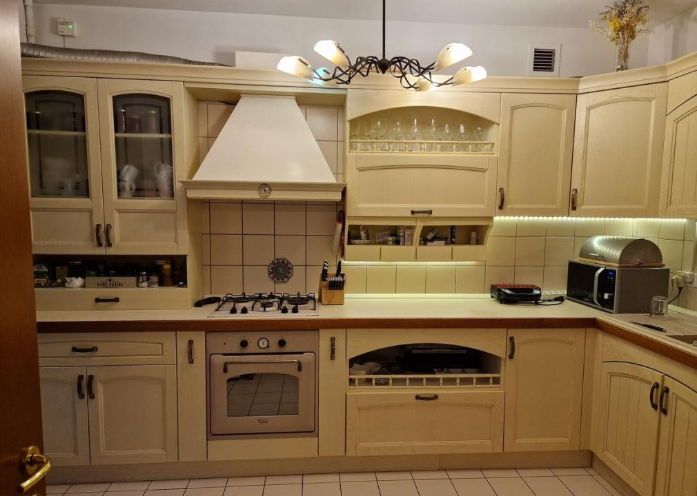 Apartament 3 camere | Central Park | Stefan cel Mare | 2 parcari 