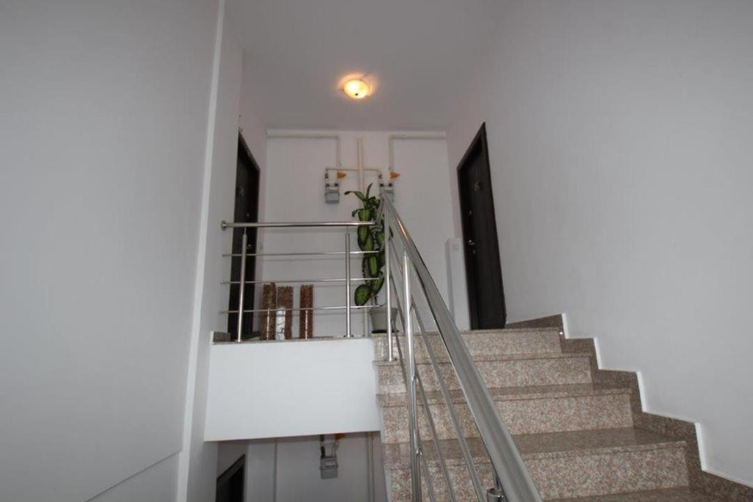 Apartament 2 camere | Calea Grivitei | bloc nou | centrala + parcare