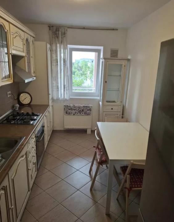 Apartament 3 camere | Metropolis Residence | 2 bai | parcare + boxa |