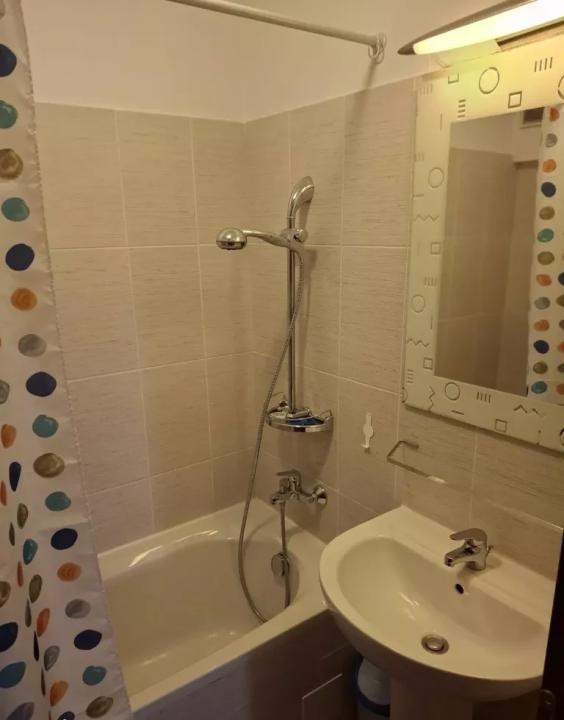 Apartament 3 camere | Metropolis Residence | 2 bai | parcare + boxa |