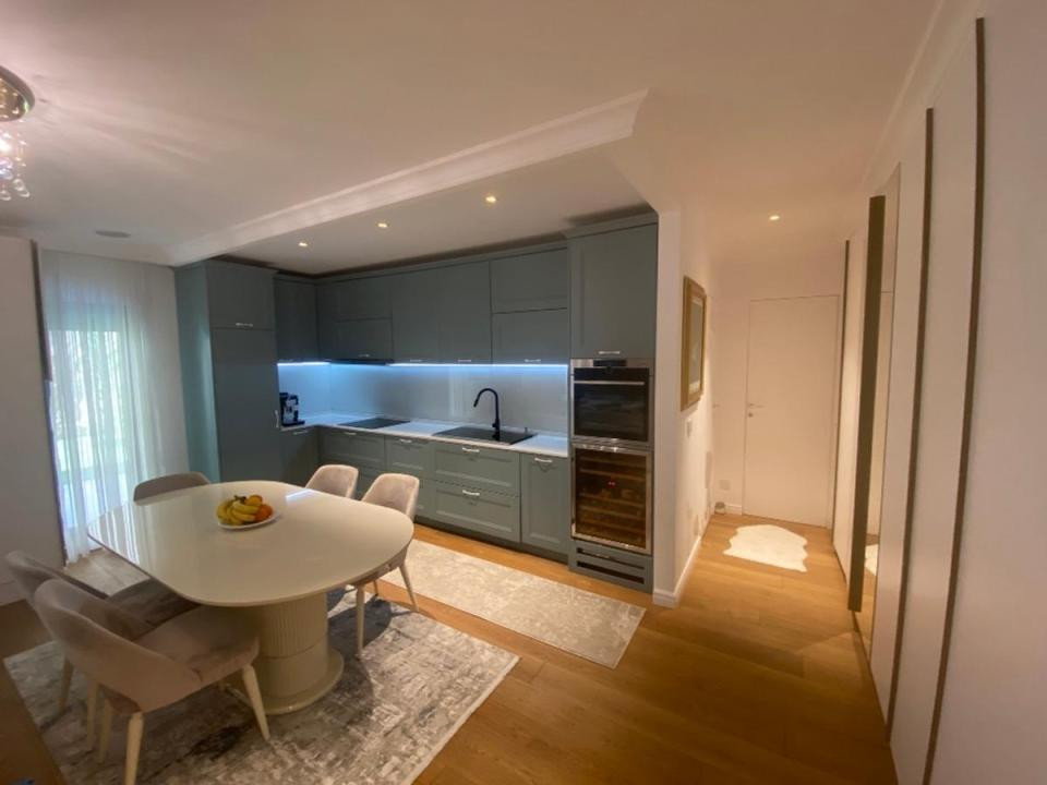 Apartament 4 camere | Domenii | Private Spa | 230 mp gradina