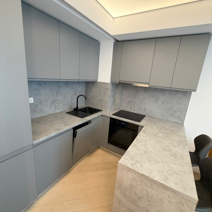 Apartament 2 camere | Cortina North | prima chirie | cu parcare |