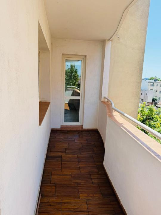 Apartament 3 camere | Calea Calarasilor | 120 mp | 2 bai | 2 balcoane