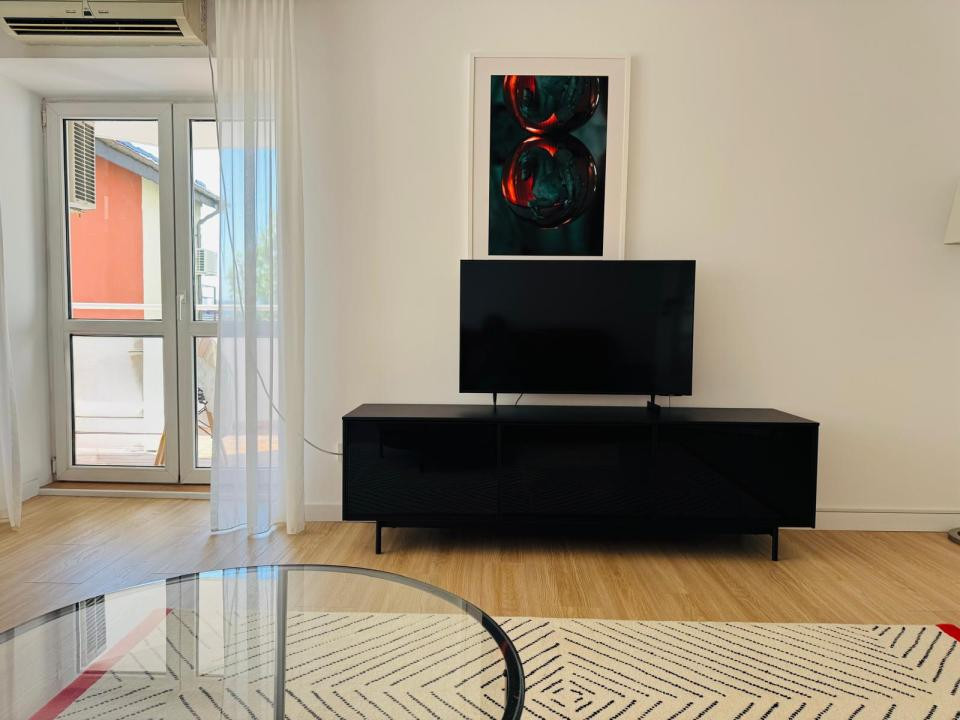 Apartament 3 camere | Calea Calarasilor | 120 mp | 2 bai | 2 balcoane
