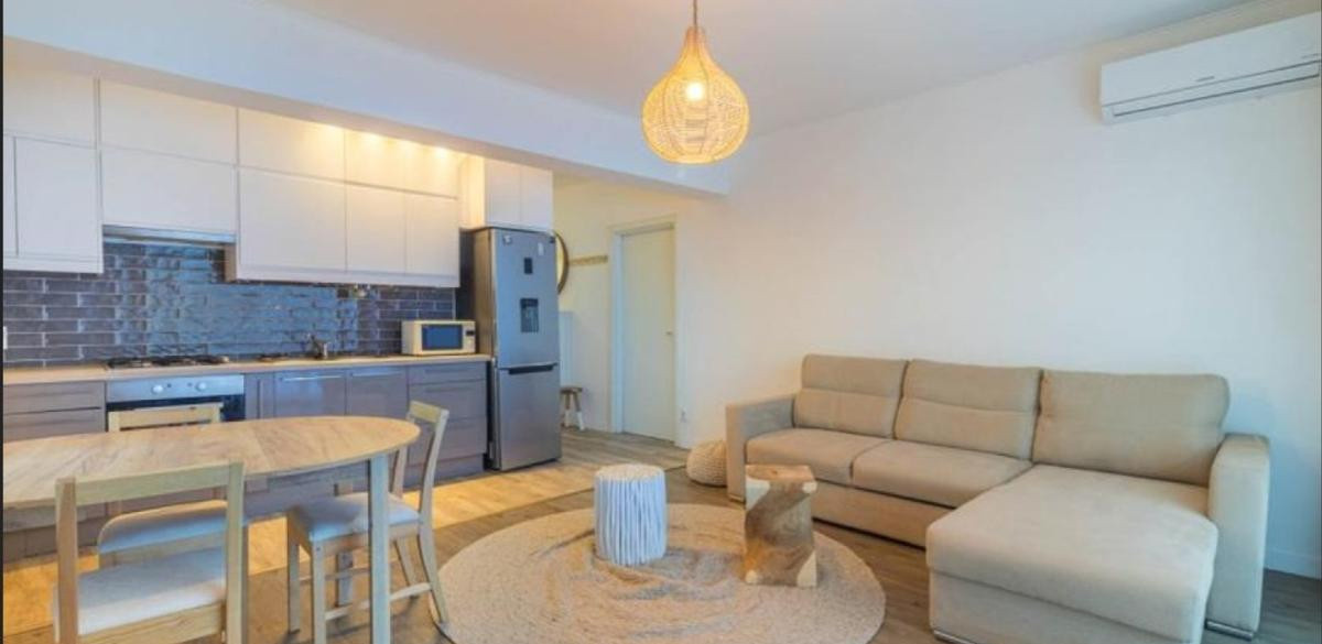 Apartament 3 Camere | Aviației | curte proprie | 2 bai | bloc nou