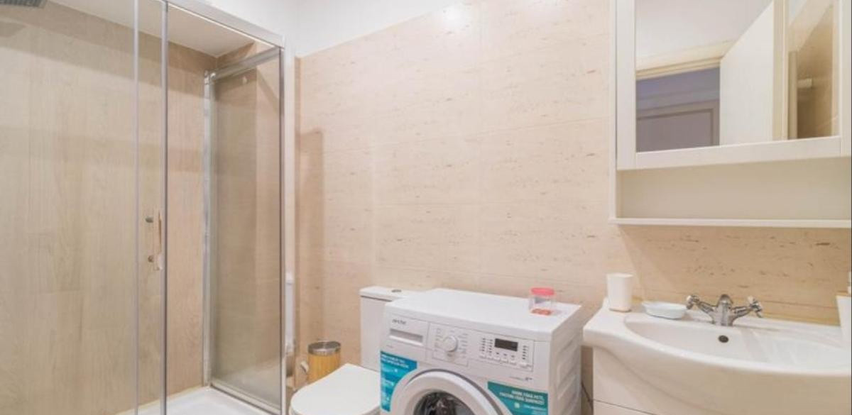 Apartament 3 Camere | Aviației | curte proprie | 2 bai | bloc nou