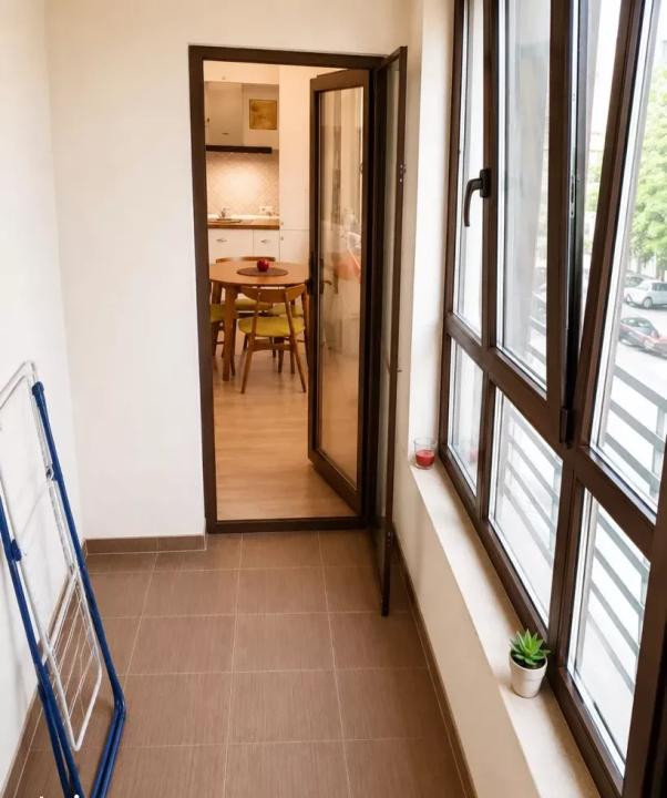 Apartament cu 2 camere | Petrom City | loc de parcare | Damaroaia