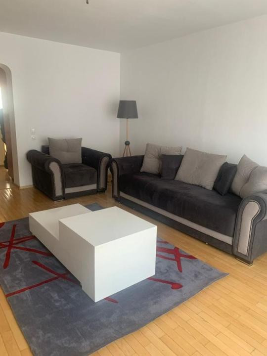 Apartament 3 camere | Nerva Traian | centrala proprie | parcare