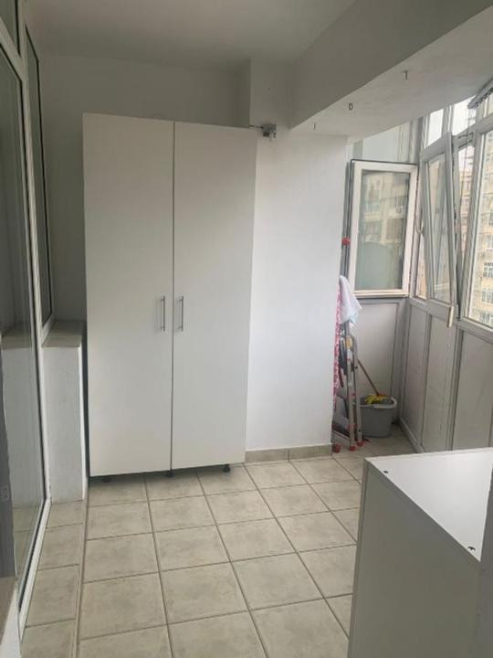 Apartament 3 camere | Nerva Traian | centrala proprie | parcare