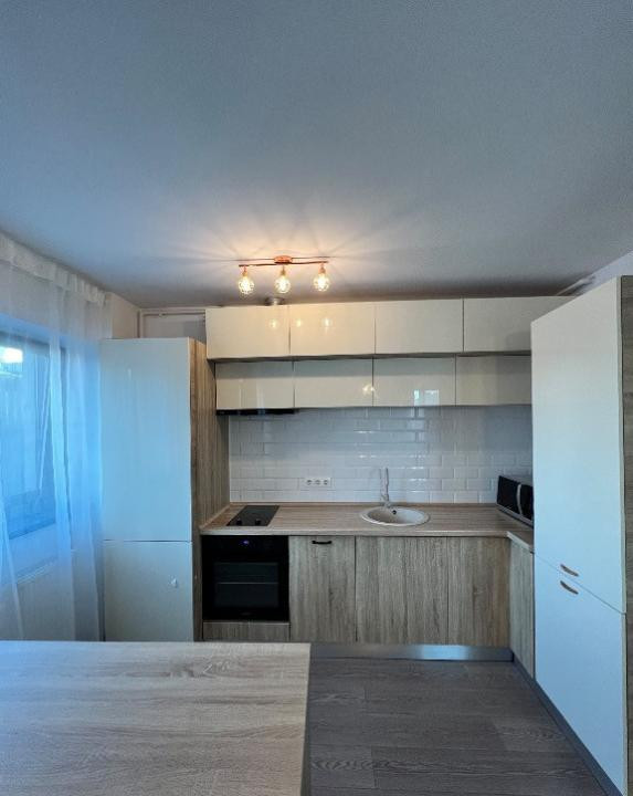 Apartament 3 camere | Metrocity Academiei | Cotroceni | prima chirie